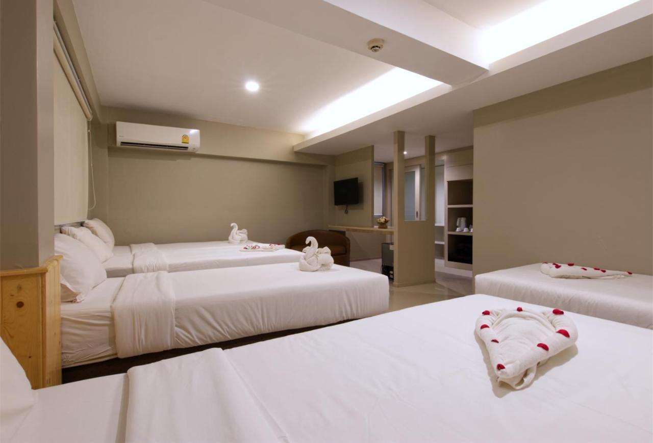 בנגקוק Grand Alpine Hotel מראה חיצוני תמונה