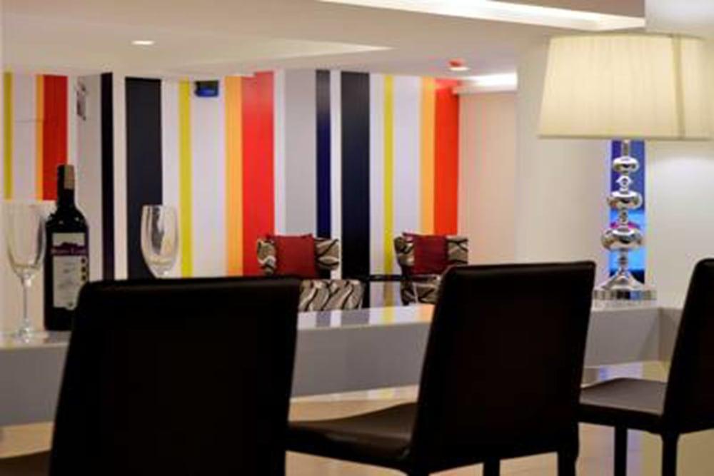 בנגקוק Grand Alpine Hotel מראה חיצוני תמונה