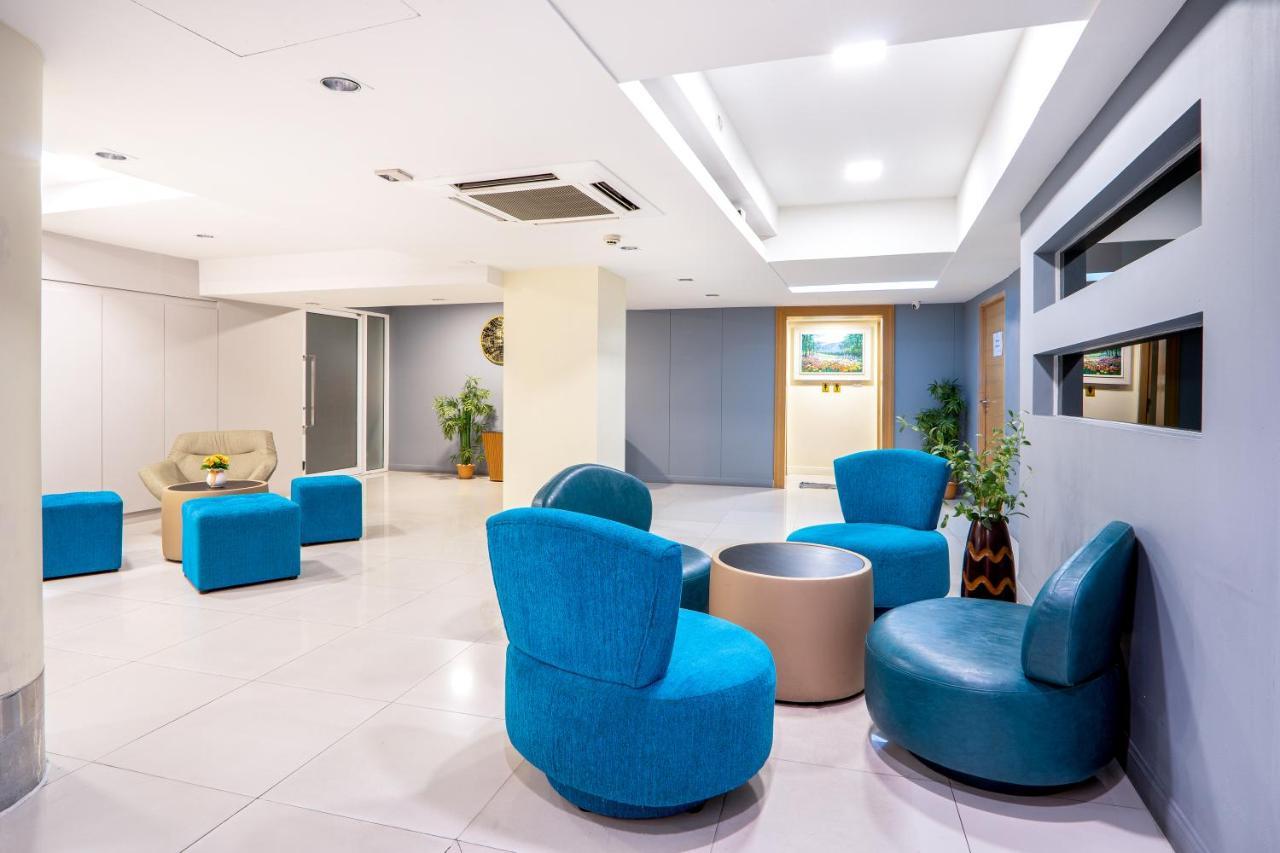 בנגקוק Grand Alpine Hotel מראה חיצוני תמונה